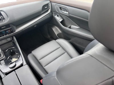 2023 Nissan Rogue AWD SV