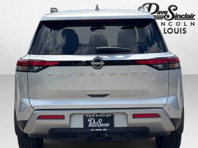 2025 Nissan Pathfinder Platinum 4WD