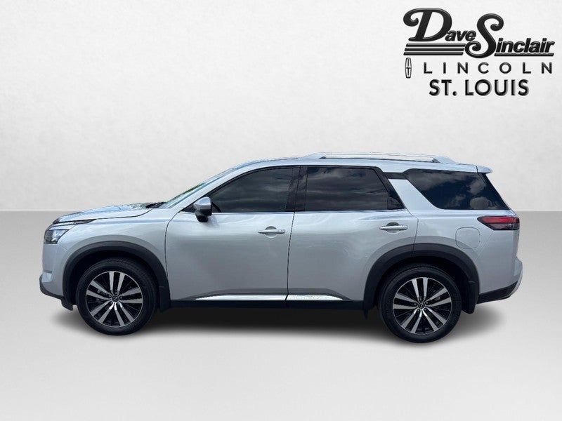 2025 Nissan Pathfinder Platinum 4WD