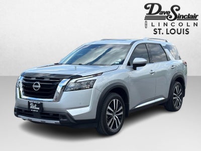 2025 Nissan Pathfinder Platinum 4WD