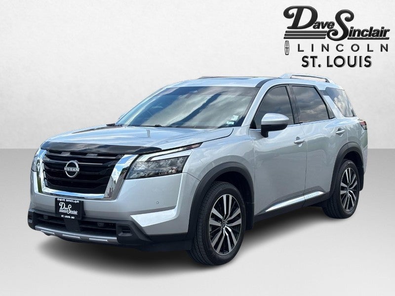 2025 Nissan Pathfinder Platinum 4WD