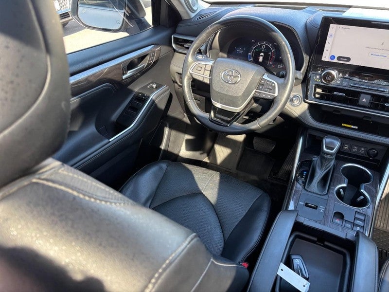 2023 Toyota Highlander Platinum FWD (Natl)