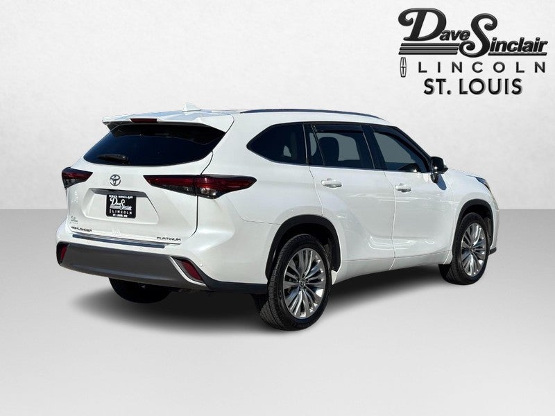 2023 Toyota Highlander Platinum FWD (Natl)