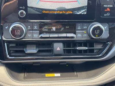 2023 Toyota Highlander LE AWD (Natl)