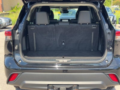 2023 Toyota Highlander LE AWD (Natl)