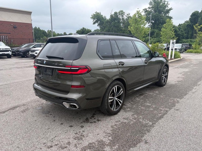 2025 BMW X7 xDrive40i Sports Activity Vehicle