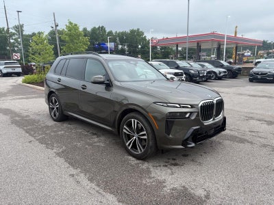 2025 BMW X7 xDrive40i Sports Activity Vehicle