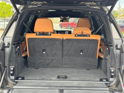 2025 BMW X7 xDrive40i Sports Activity Vehicle