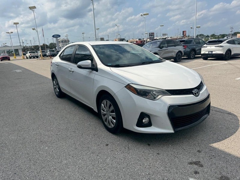 2015 Toyota Corolla 4dr Sdn Auto L