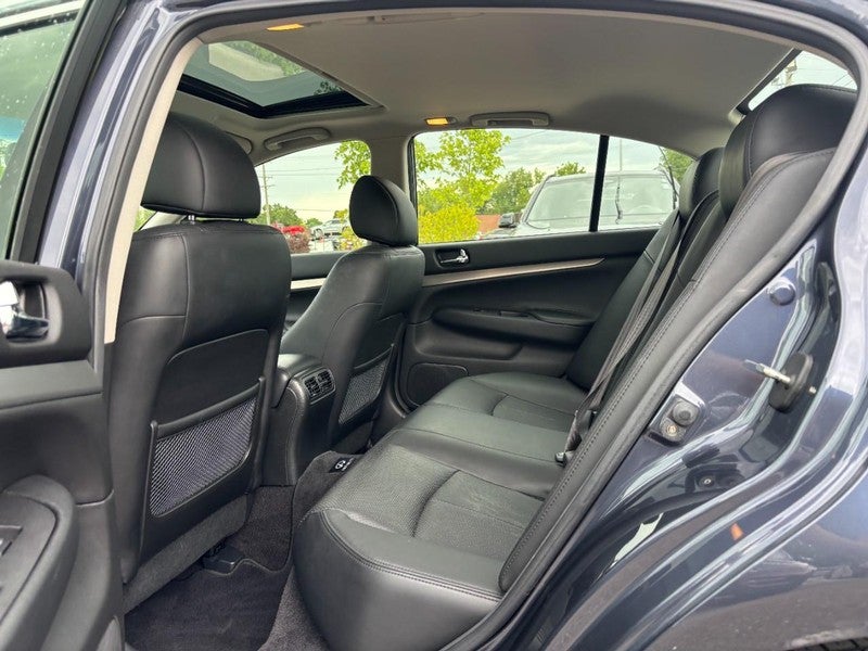 2012 INFINITI G37 Sedan 4dr x AWD