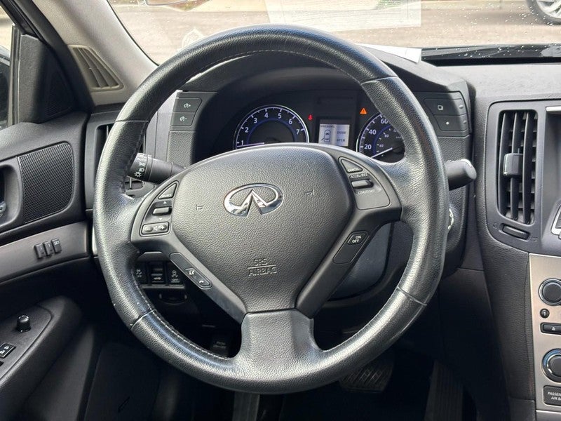 2012 INFINITI G37 Sedan 4dr x AWD