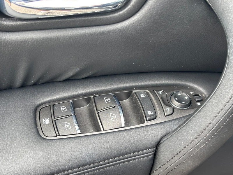 2024 Nissan Armada 4x4 SL