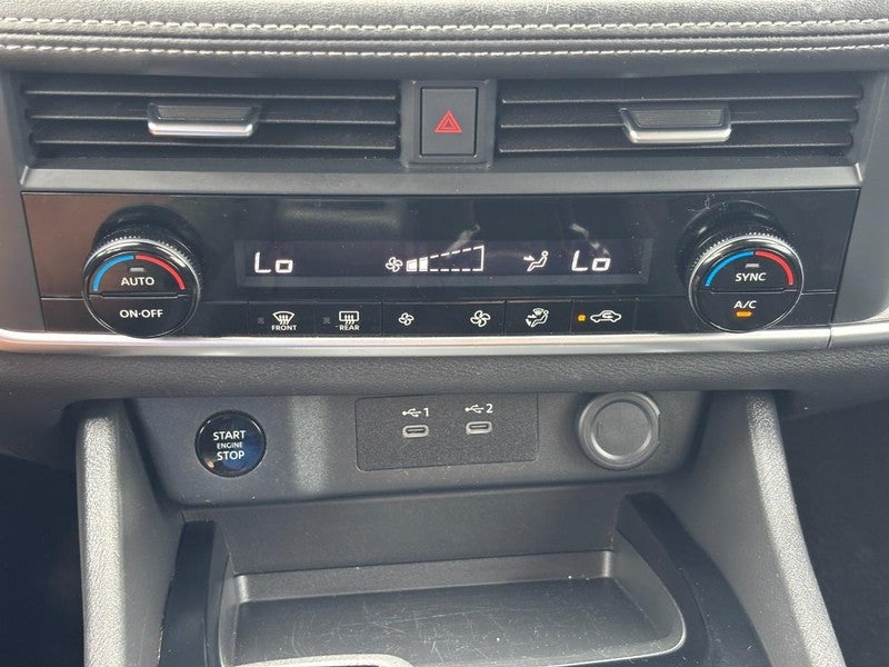 2024 Nissan Rogue FWD SV