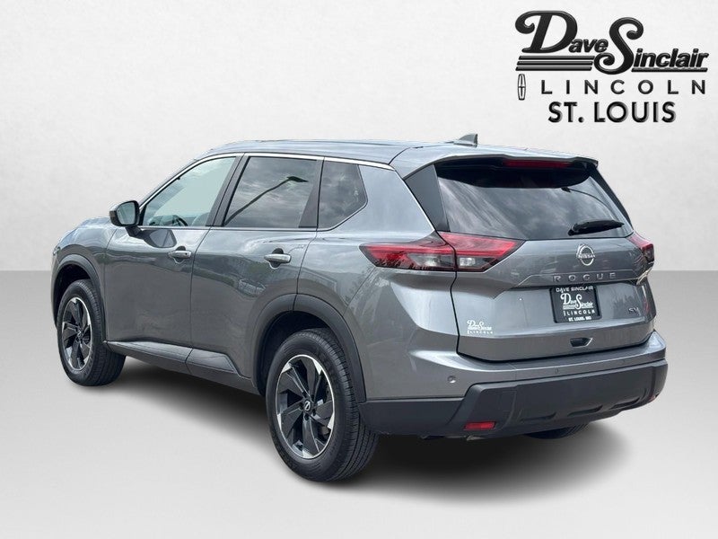 2024 Nissan Rogue FWD SV
