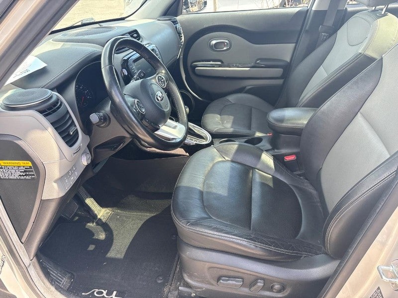 2017 Kia Soul + Auto