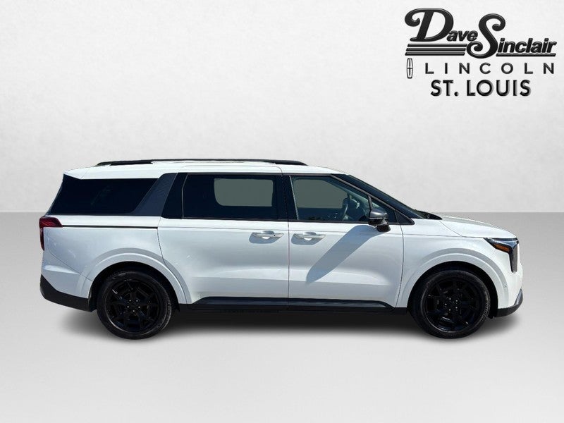 2025 Kia Carnival SX FWD