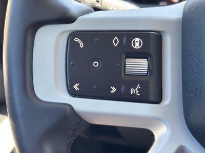 2024 Land Rover Defender 130 P400 X-Dynamic SE