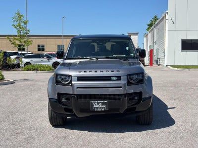 2024 Land Rover Defender 130 P400 X-Dynamic SE