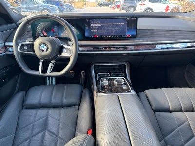 2023 BMW 7 Series 760i xDrive Sedan