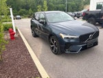 2024 Volvo XC60 B5 AWD Ultimate Dark Theme