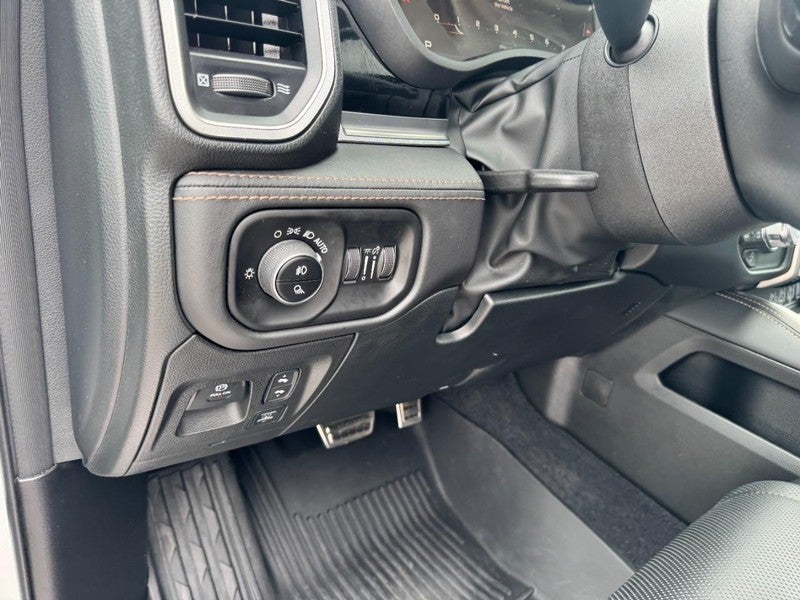 2026 RAM 1500 Tungsten 4x4 Crew Cab 5'7" Box
