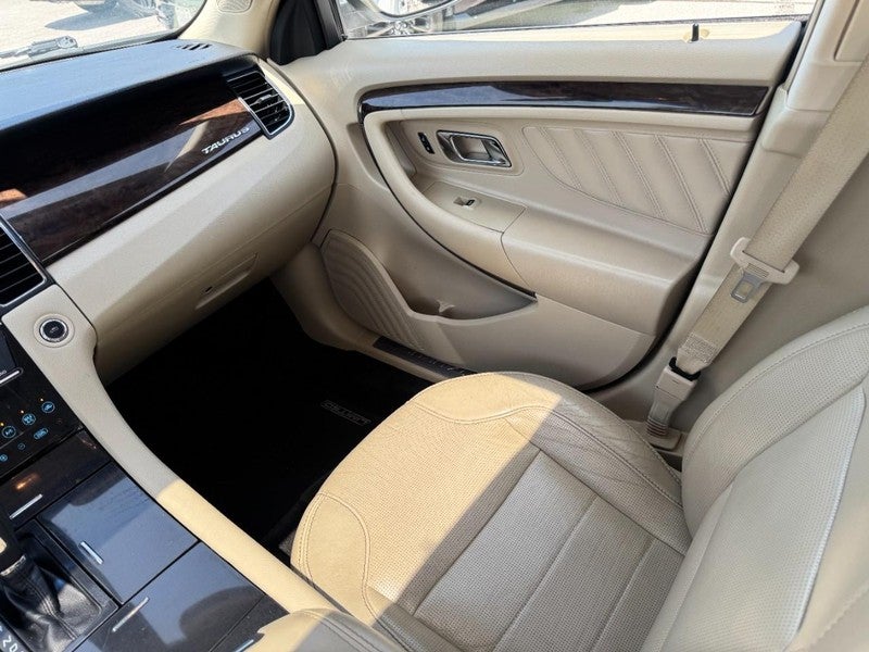 2015 Ford Taurus 4dr Sdn Limited FWD