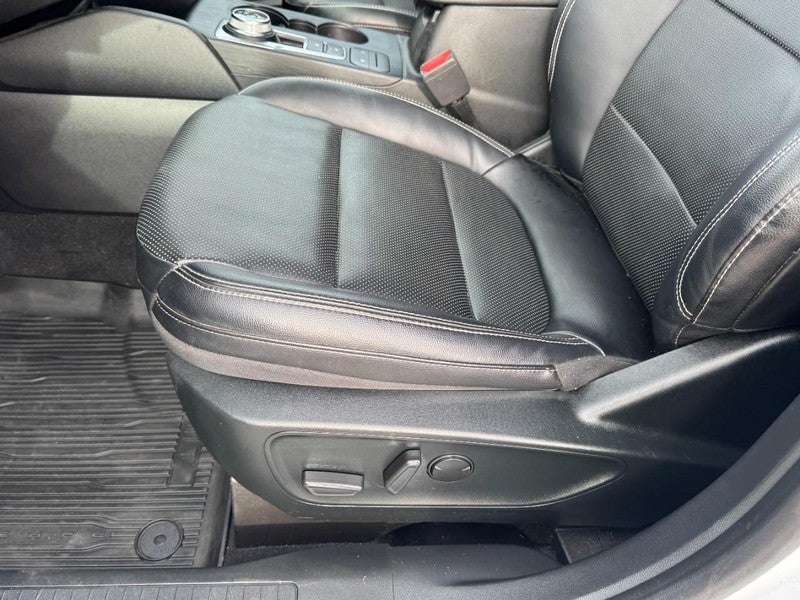 2022 Ford Escape SEL AWD