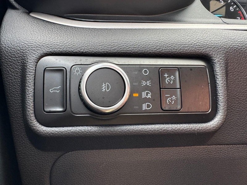 2023 Ford Explorer XLT 4WD