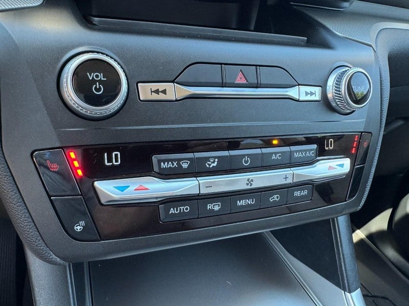 2020 Ford Explorer XLT 4WD