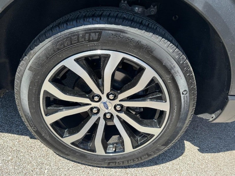 2025 Ford Explorer ST-Line 4WD