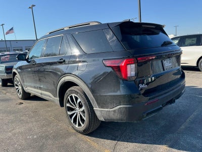 2025 Ford Explorer ST-Line 4WD