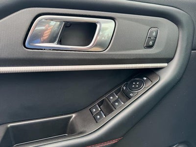 2025 Ford Explorer ST-Line 4WD