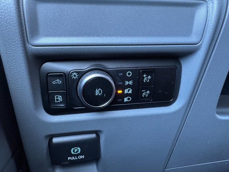 2024 Ford F-150 XLT 4WD SuperCrew Box