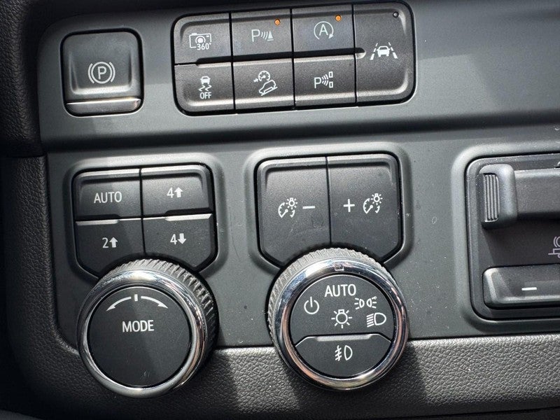 2025 Chevrolet Tahoe 4WD 4dr RST