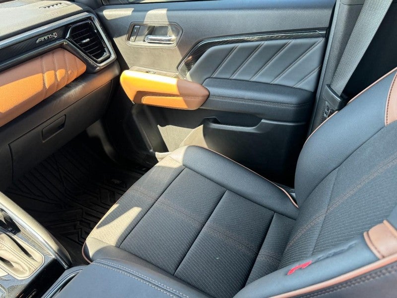 2025 GMC Canyon 4WD Crew Cab AT4