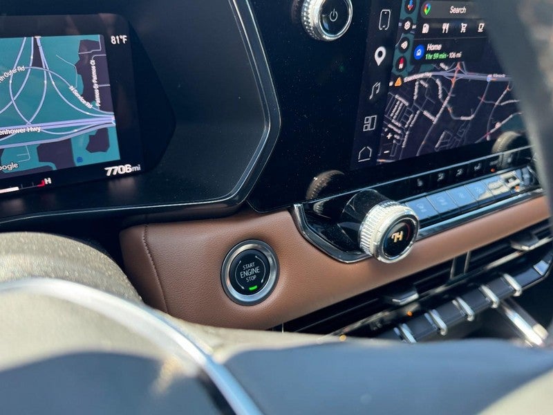 2025 GMC Canyon 4WD Crew Cab AT4