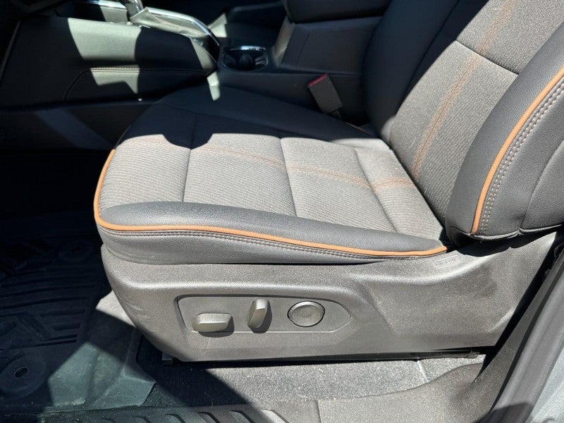 2025 GMC Canyon 4WD Crew Cab AT4