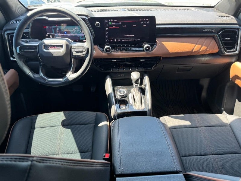 2025 GMC Canyon 4WD Crew Cab AT4