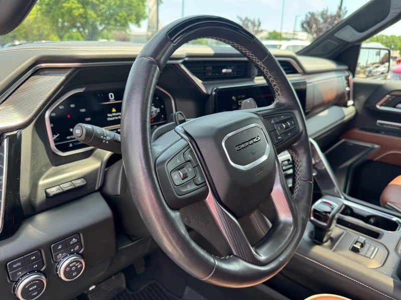 2023 GMC Sierra 1500 4WD Crew Cab 147" Denali Ultimate