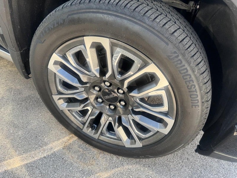 2023 GMC Sierra 1500 4WD Crew Cab 147" Denali Ultimate