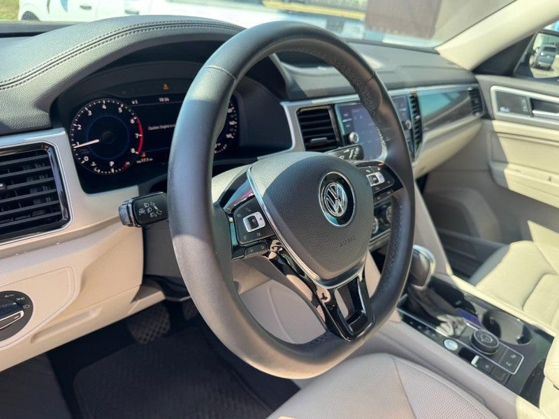 2018 Volkswagen Atlas 3.6L V6 SEL Premium 4MOTION