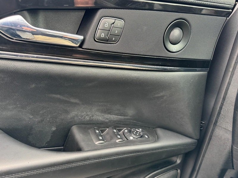 2021 Lincoln Nautilus Reserve FWD