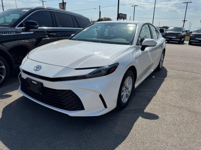 2025 Toyota Camry LE AWD (Natl)