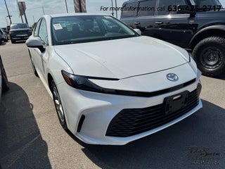 2025 Toyota Camry LE AWD (Natl)