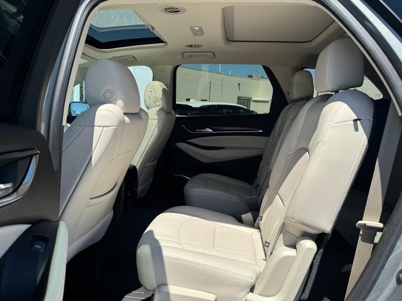 2023 Buick Enclave AWD 4dr Essence