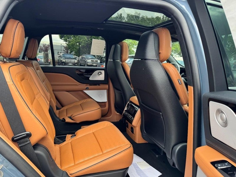 2025 Lincoln Aviator Black Label AWD