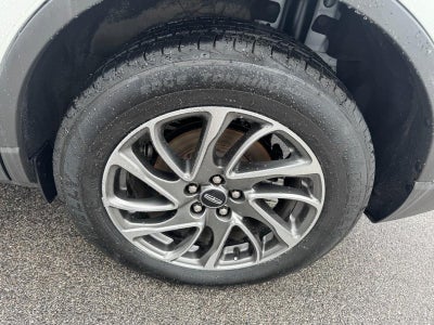 2022 Lincoln Corsair Standard FWD