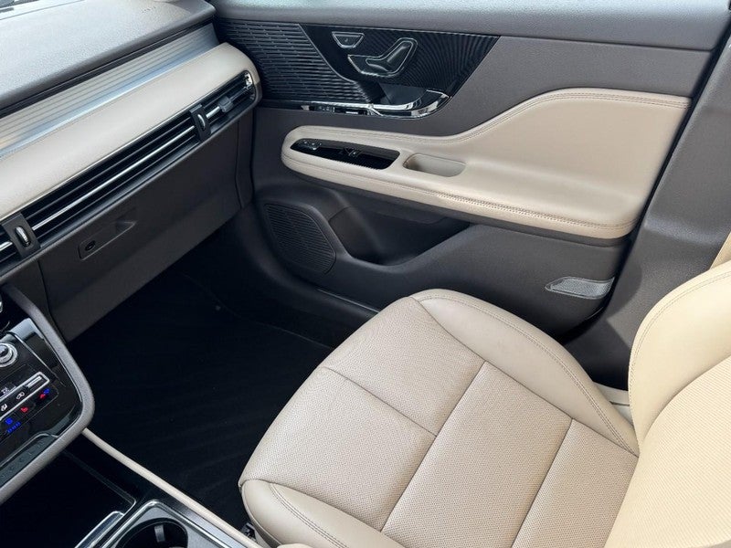 2022 Lincoln Corsair Standard FWD