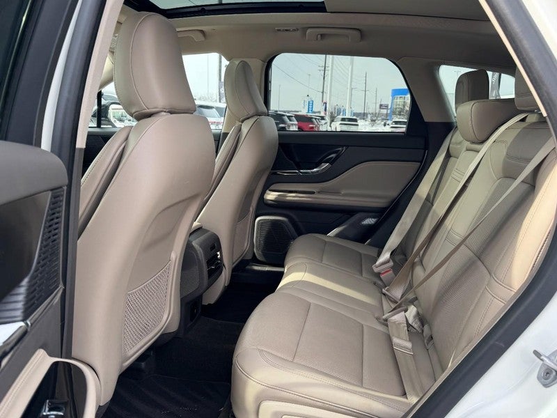 2022 Lincoln Corsair Standard FWD