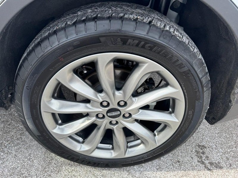 2022 Lincoln Corsair Standard FWD